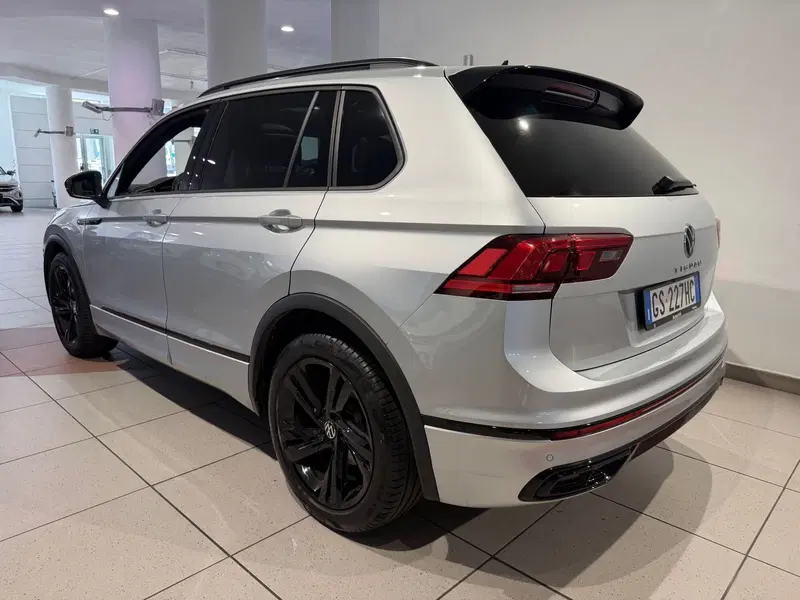 Volkswagen Tiguan usata a Genova (3)