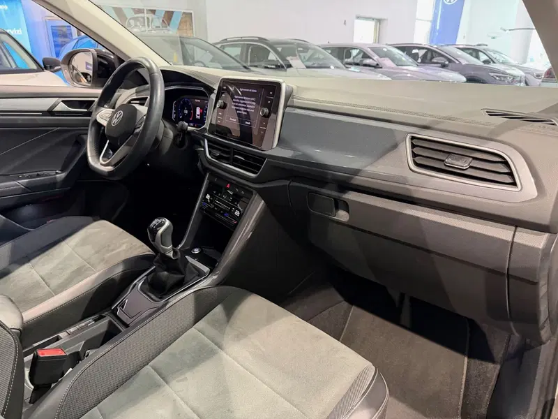 Volkswagen T-Roc usata a Genova (10)