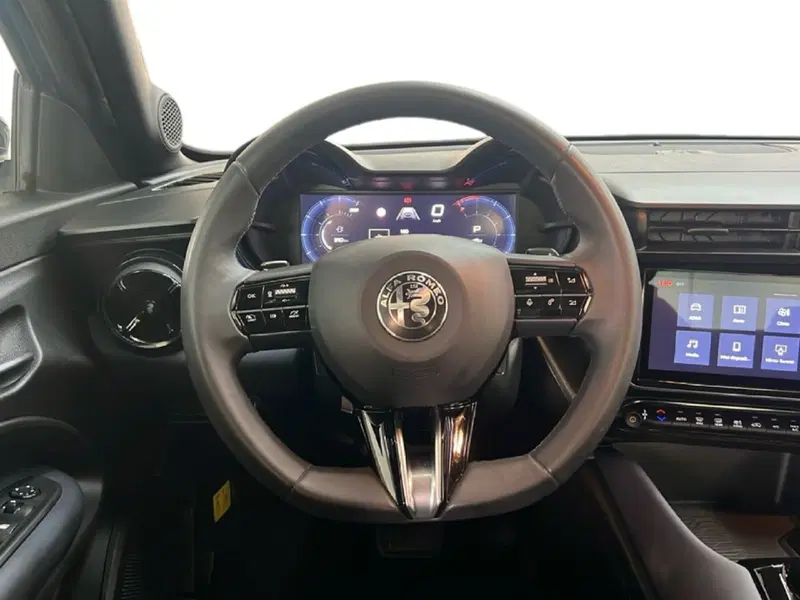 Alfa Romeo Junior usata a Roma (13)