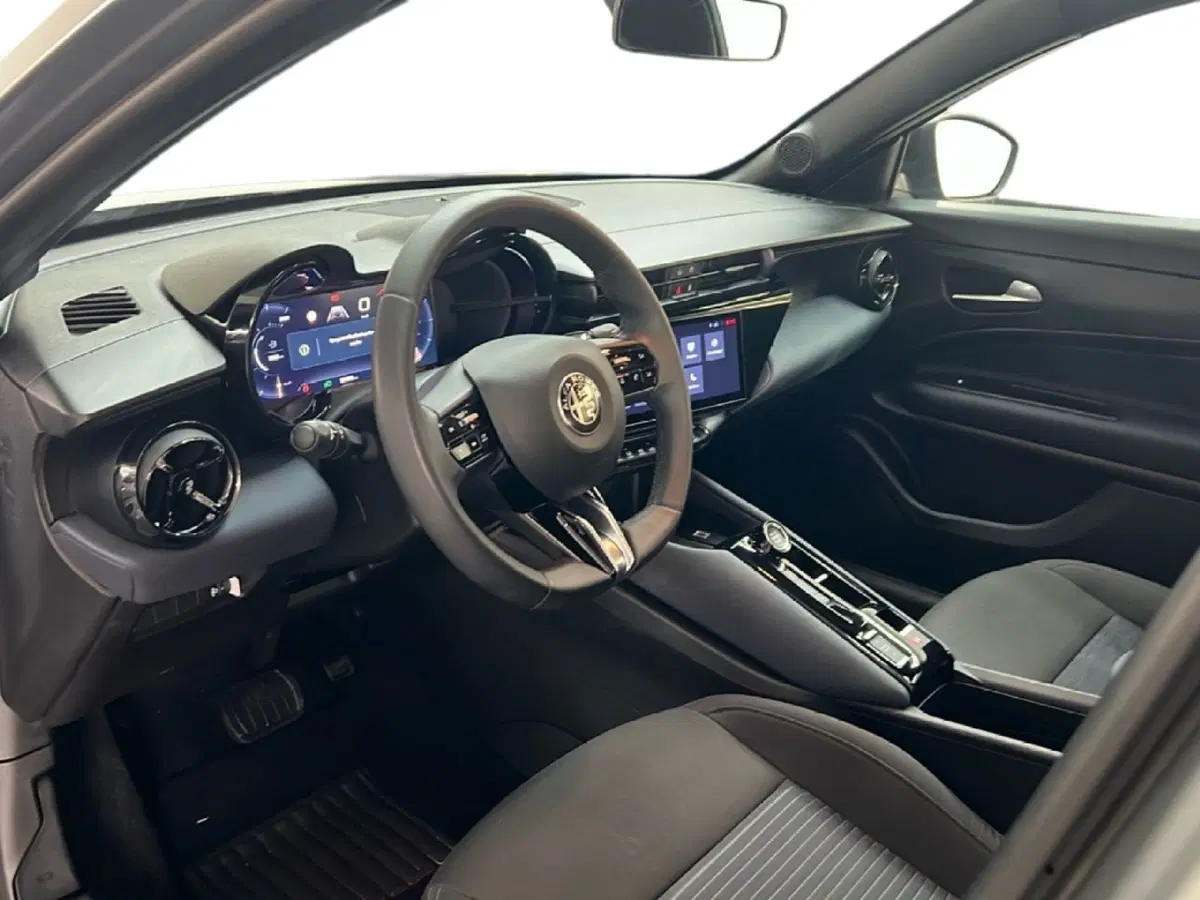 Alfa Romeo Junior usata a Roma (15)
