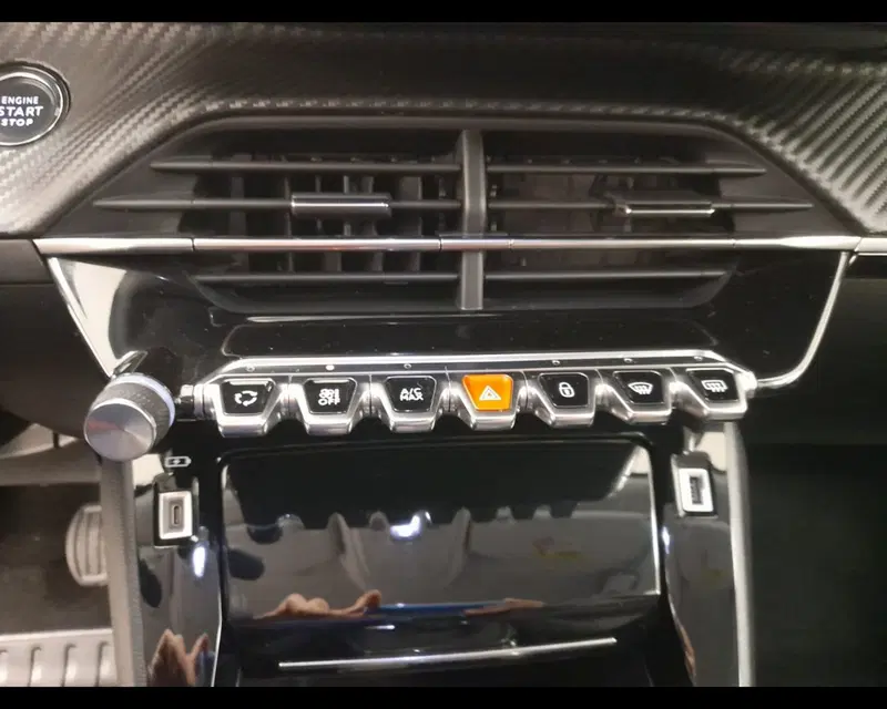 Peugeot 2008 usata a Alessandria (12)