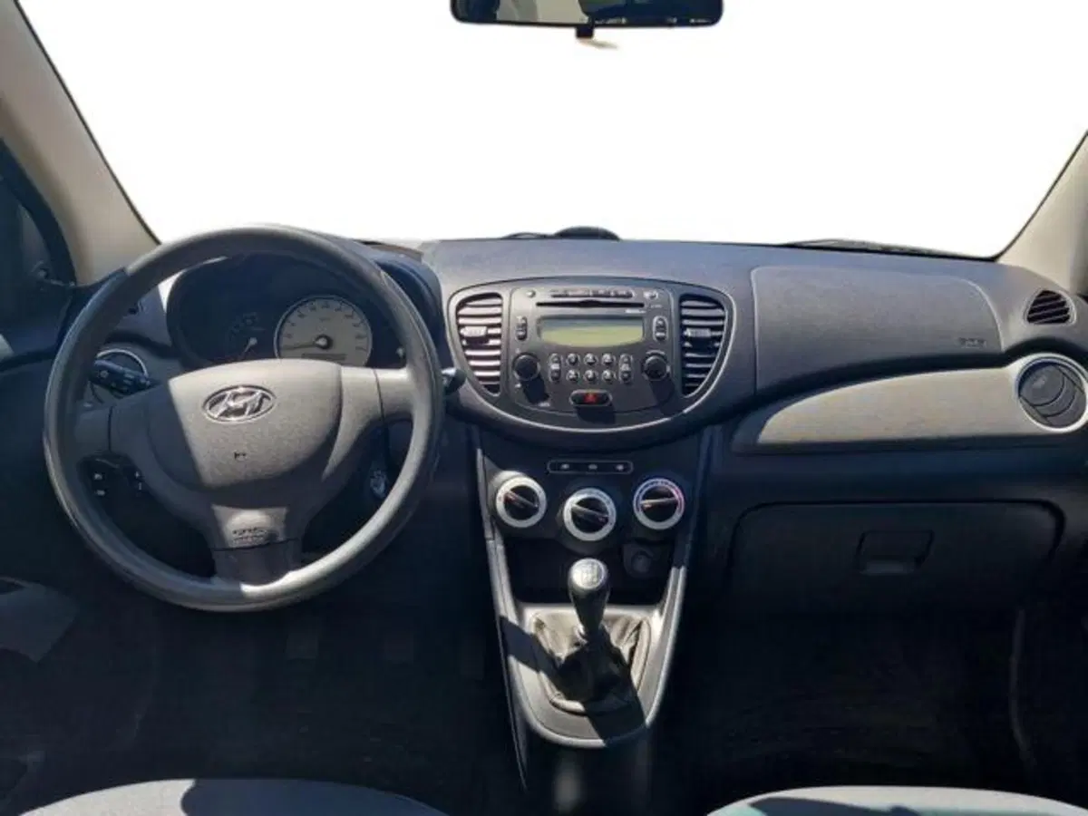 Hyundai i10 usata a Salerno (12)