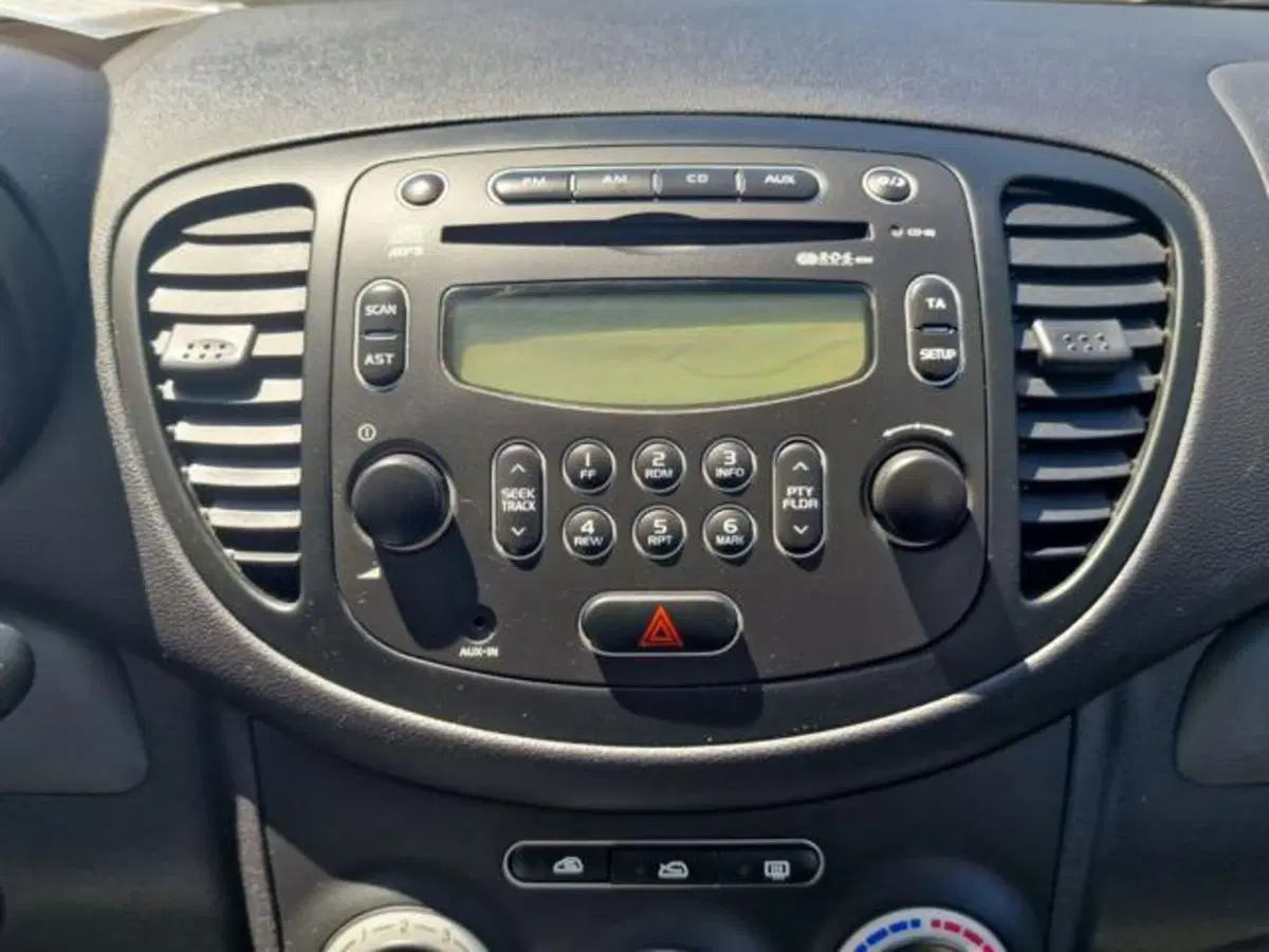 Hyundai i10 usata a Salerno (16)