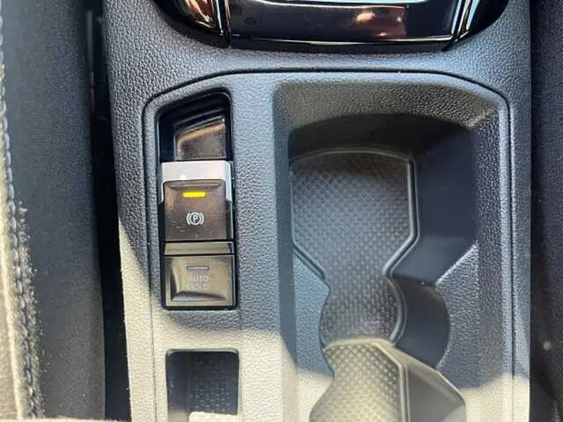 Volkswagen T-Roc usata a Ravenna (16)