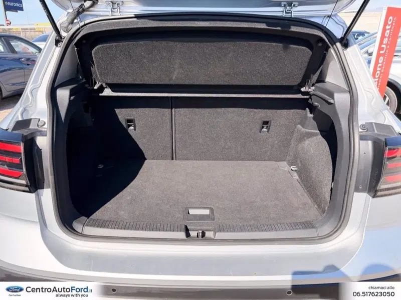 Volkswagen T-Cross usata a Roma (11)