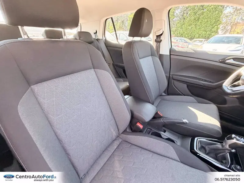 Volkswagen T-Cross usata a Roma (7)