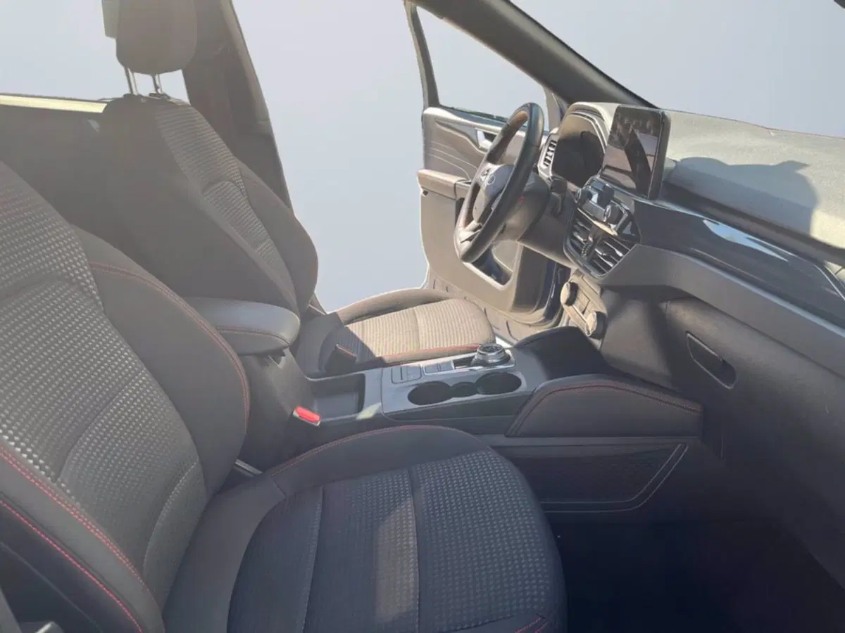 Ford Kuga usata a Milano (15)
