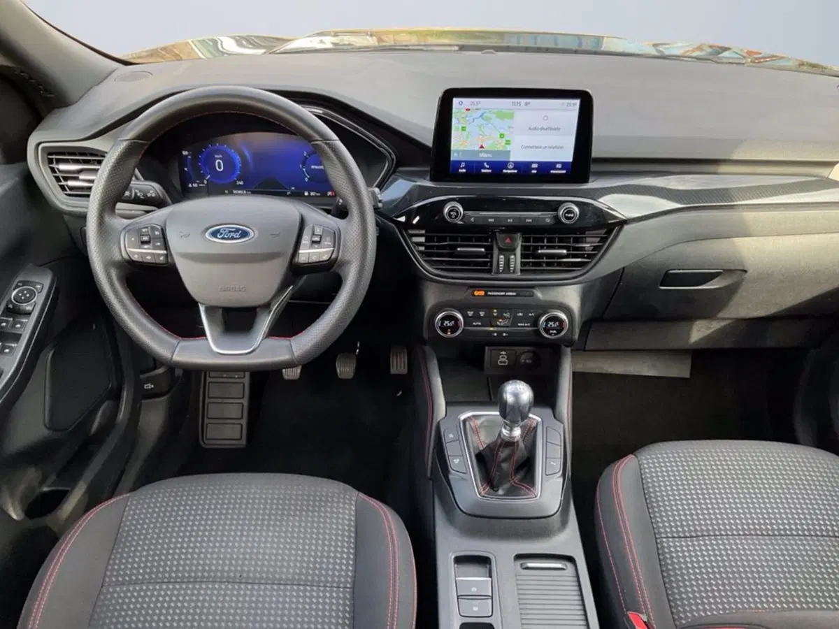 Ford Kuga usata a Milano (12)
