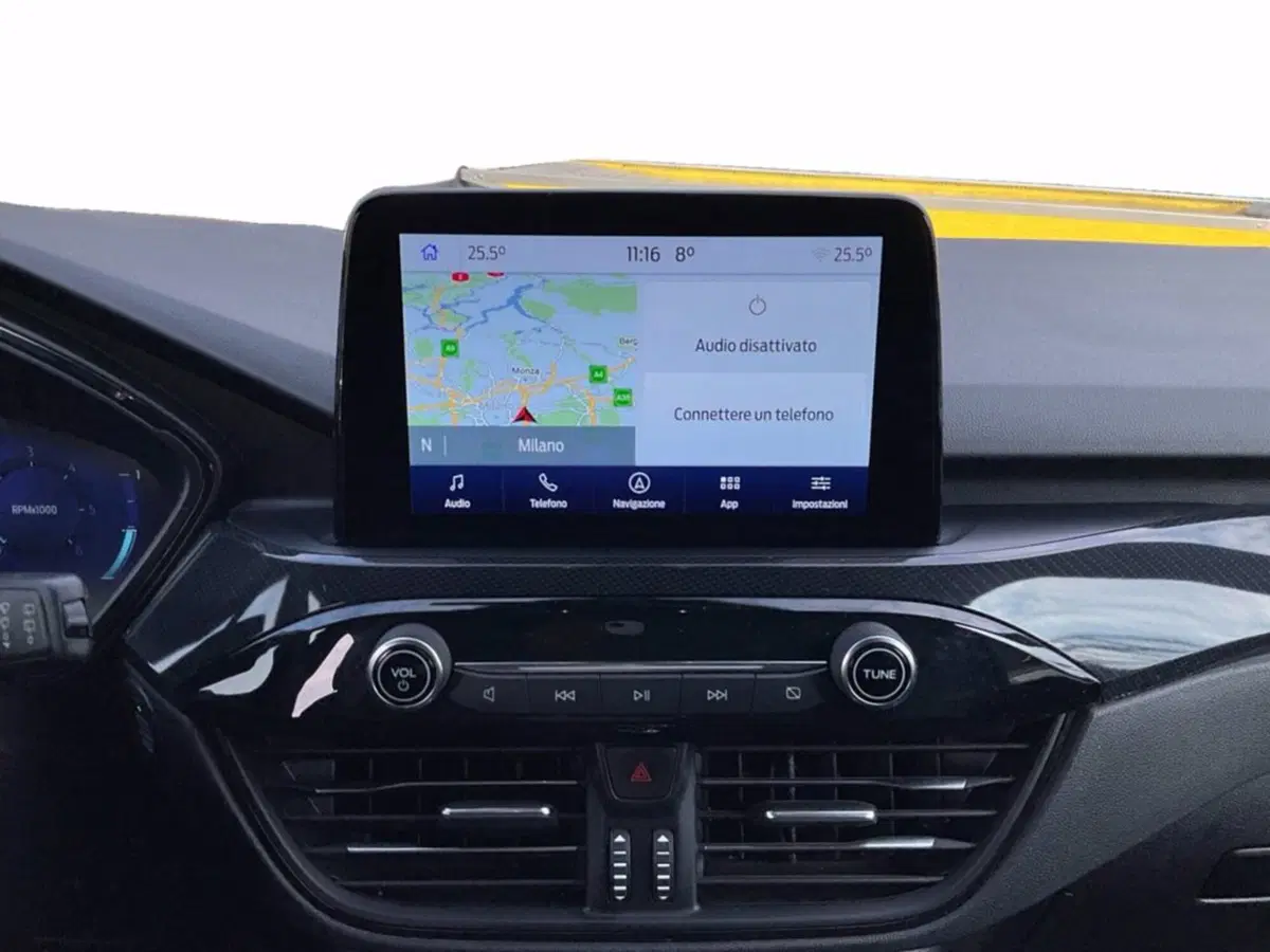 Ford Kuga usata a Milano (14)