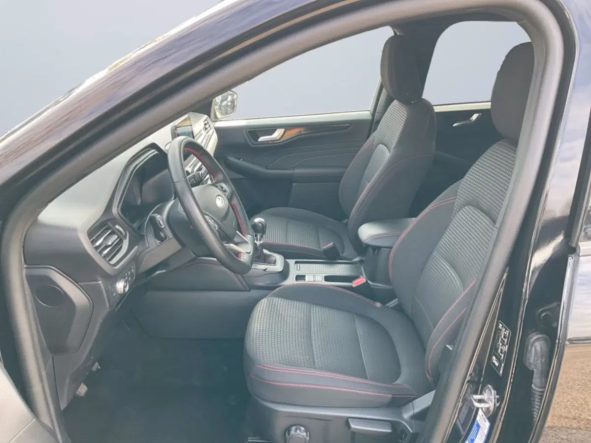 Ford Kuga usata a Milano (9)