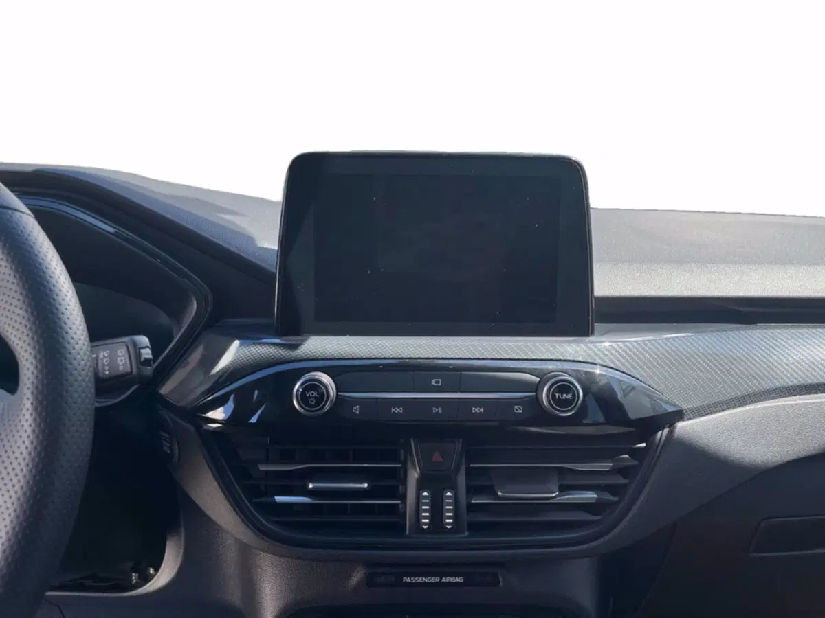 Ford Kuga usata a Milano (14)