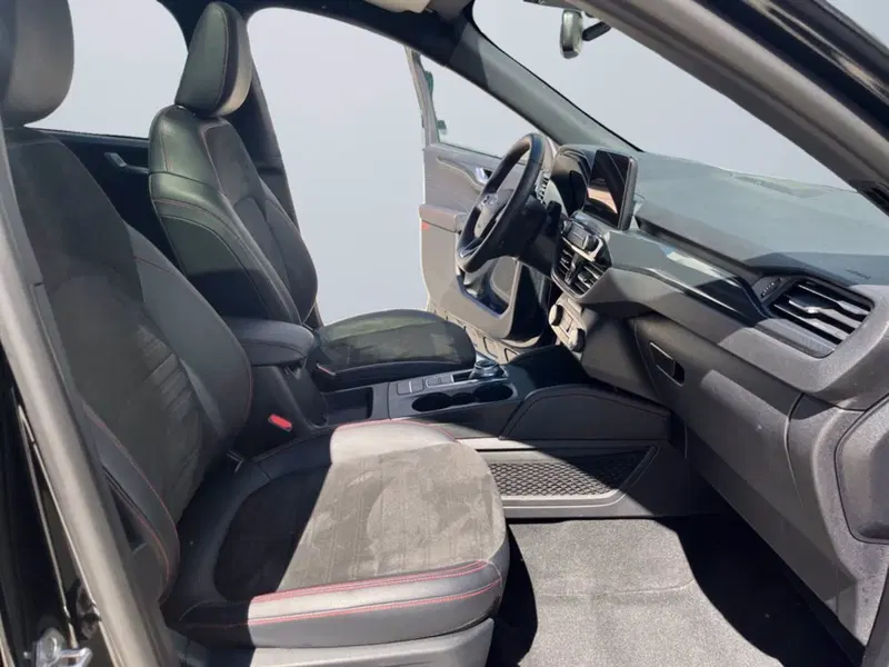 Ford Kuga usata a Milano (15)