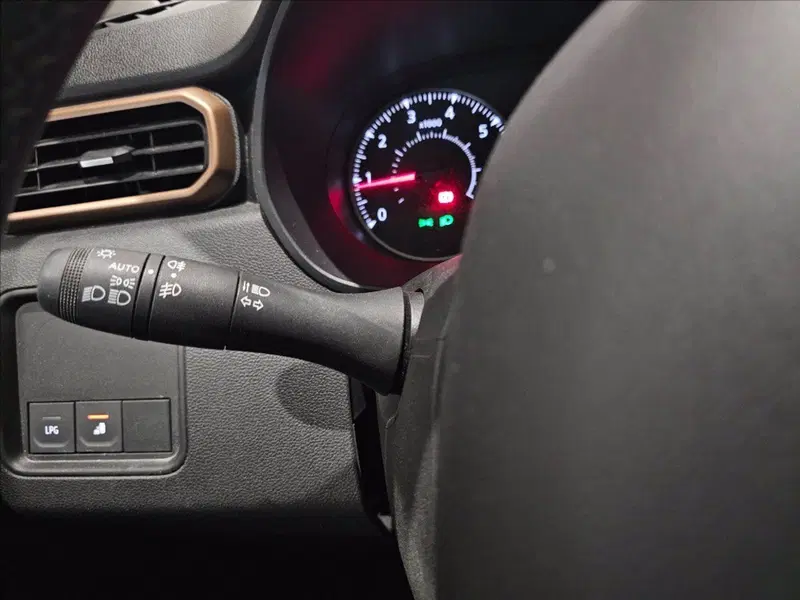 Dacia Duster usata a Palermo (16)