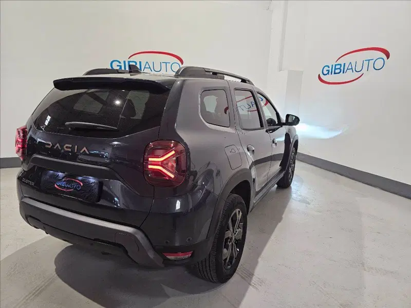 Dacia Duster usata a Palermo (9)