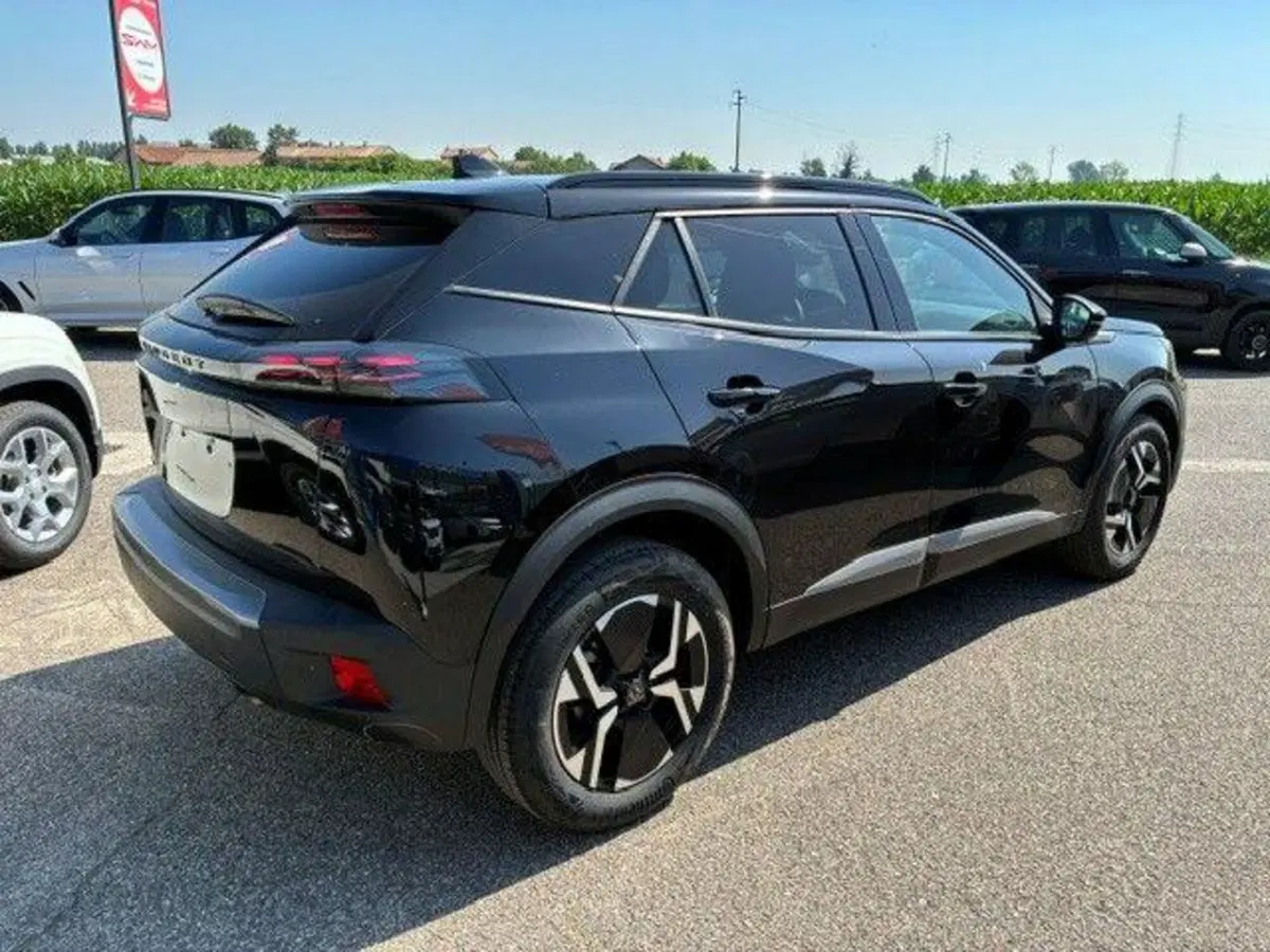 Peugeot 2008 usata a Milano (4)
