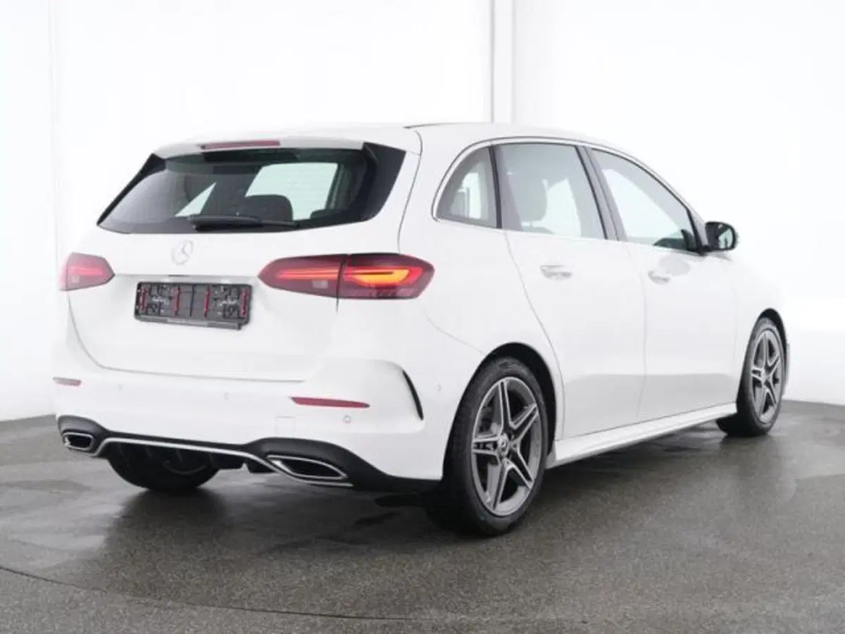 Mercedes-Benz Classe B usata a Milano (2)
