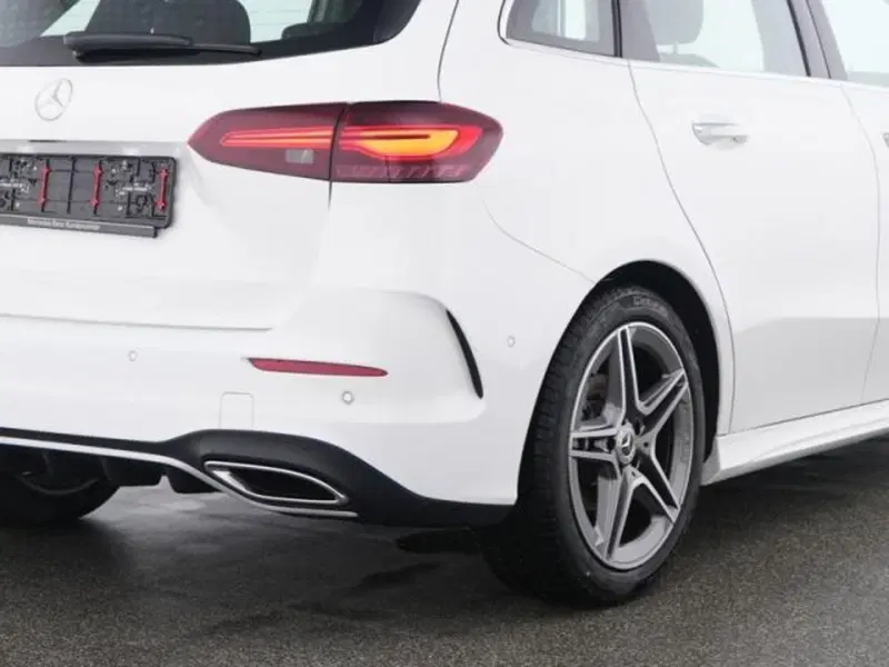 Mercedes-Benz Classe B usata a Milano (4)