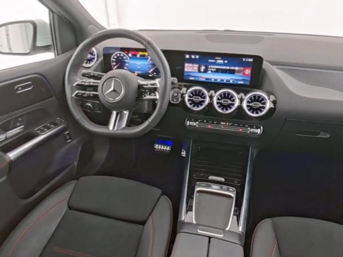 Mercedes-Benz Classe B usata a Milano (5)