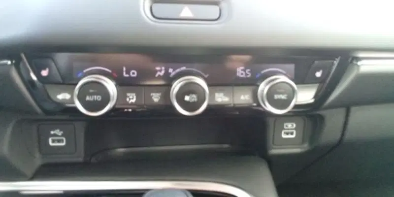 Honda HR-V usata a Udine (10)