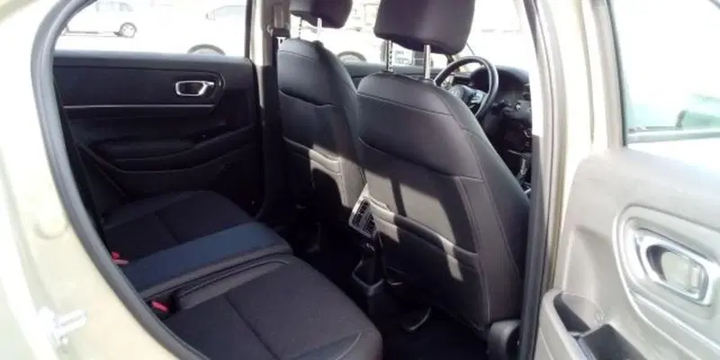 Honda HR-V usata a Udine (15)
