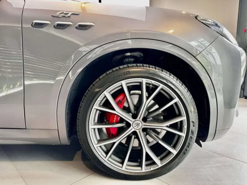 Maserati Grecale usata a Torino (5)