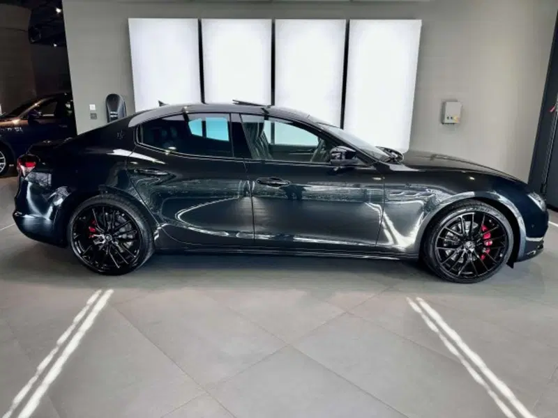 Maserati Ghibli nuova a Torino (5)