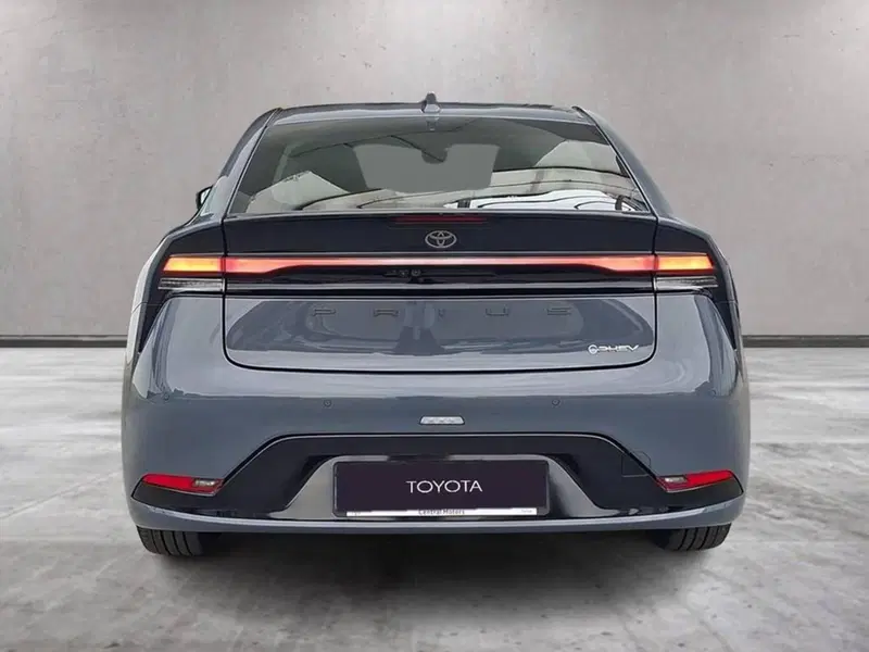 Toyota Prius Plug-in usata a Torino (4)