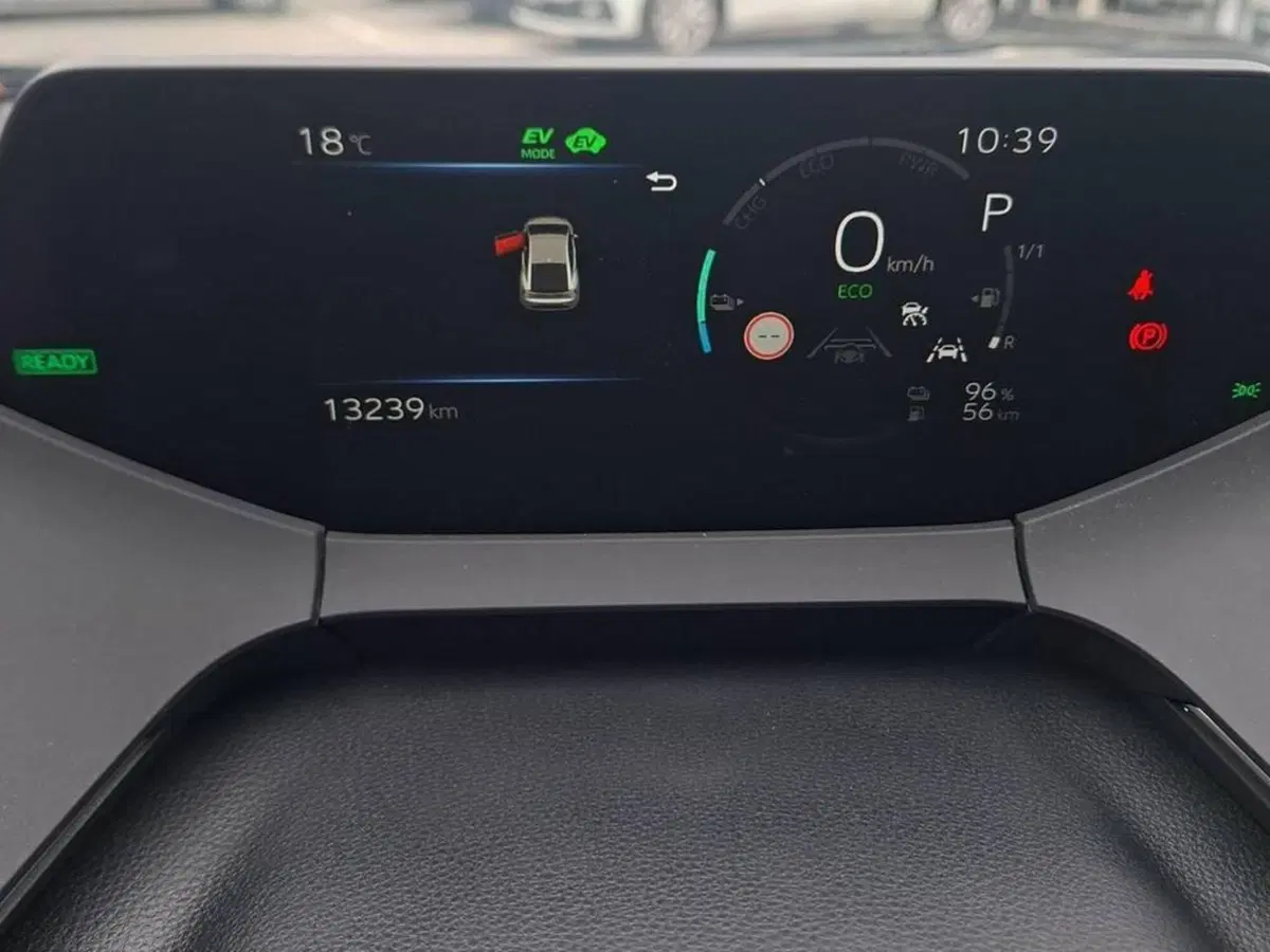 Toyota Prius Plug-in usata a Torino (8)