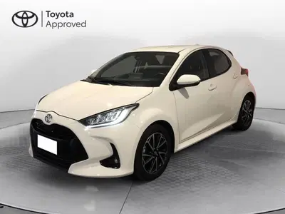 Toyota Yaris Cross 1.5h GR Sport Black Sky fwd 116cv e-cvt del 2023 usata a Torino