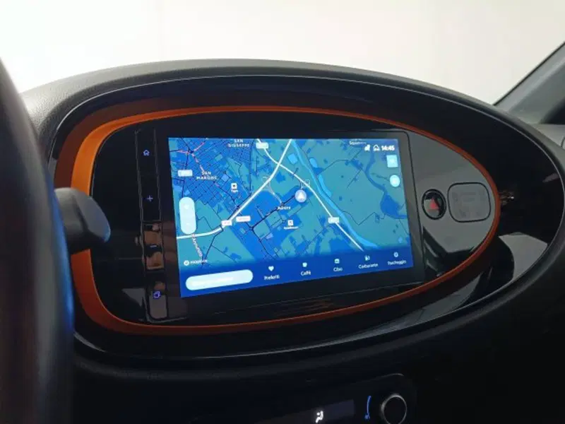 Toyota Aygo X usata a Teramo (13)