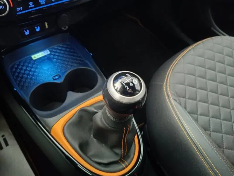 Toyota Aygo X usata a Teramo (17)