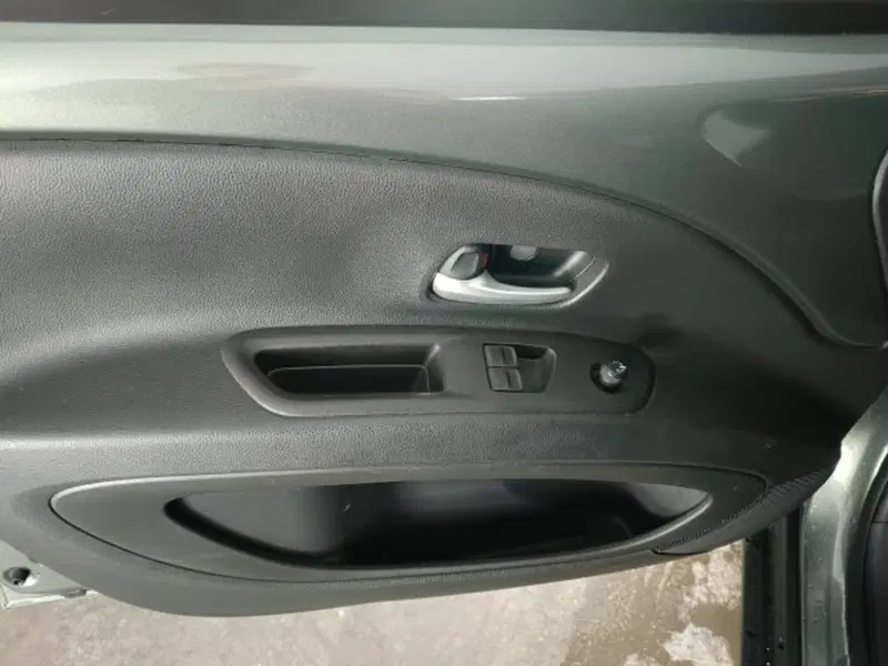 Toyota Aygo X usata a Teramo (18)