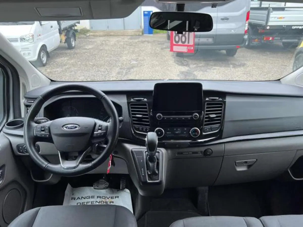 Ford Tourneo Custom usata a Lucca (10)