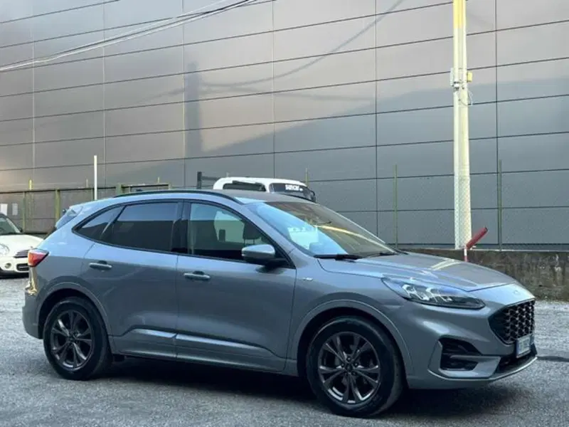 Ford Kuga usata a Lucca (2)