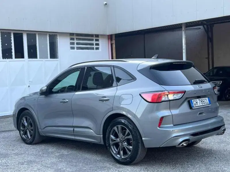 Ford Kuga usata a Lucca (3)