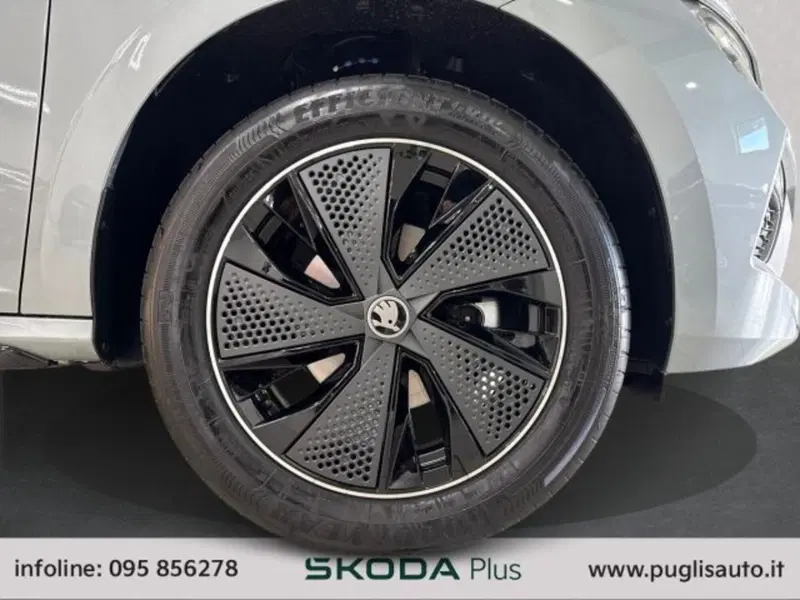 Skoda Kamiq nuova a Catania (14)