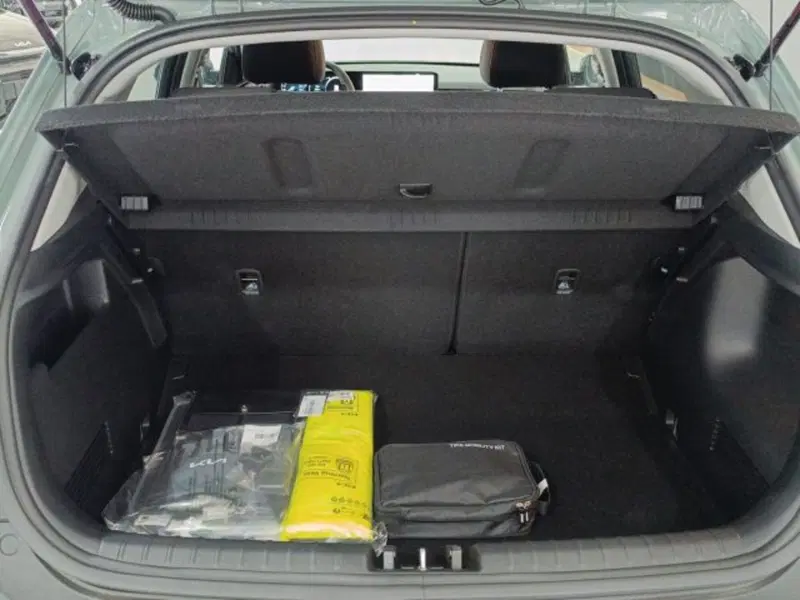 Kia Stonic usata a Catania (12)