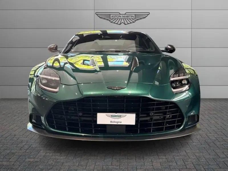 Aston Martin Vanquish usata a Bologna (4)