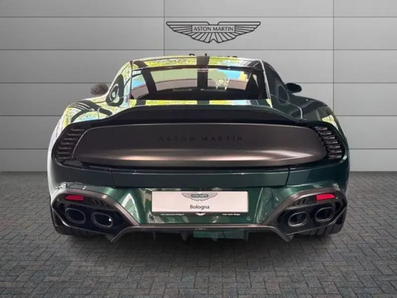 Aston Martin Vanquish usata a Bologna (6)