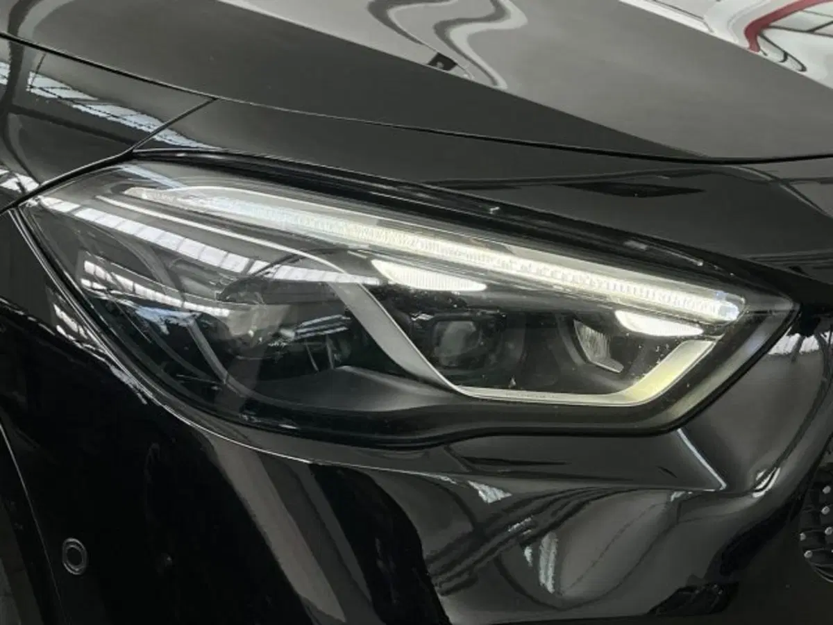 Mercedes-Benz GLA SUV nuova a Verona (16)