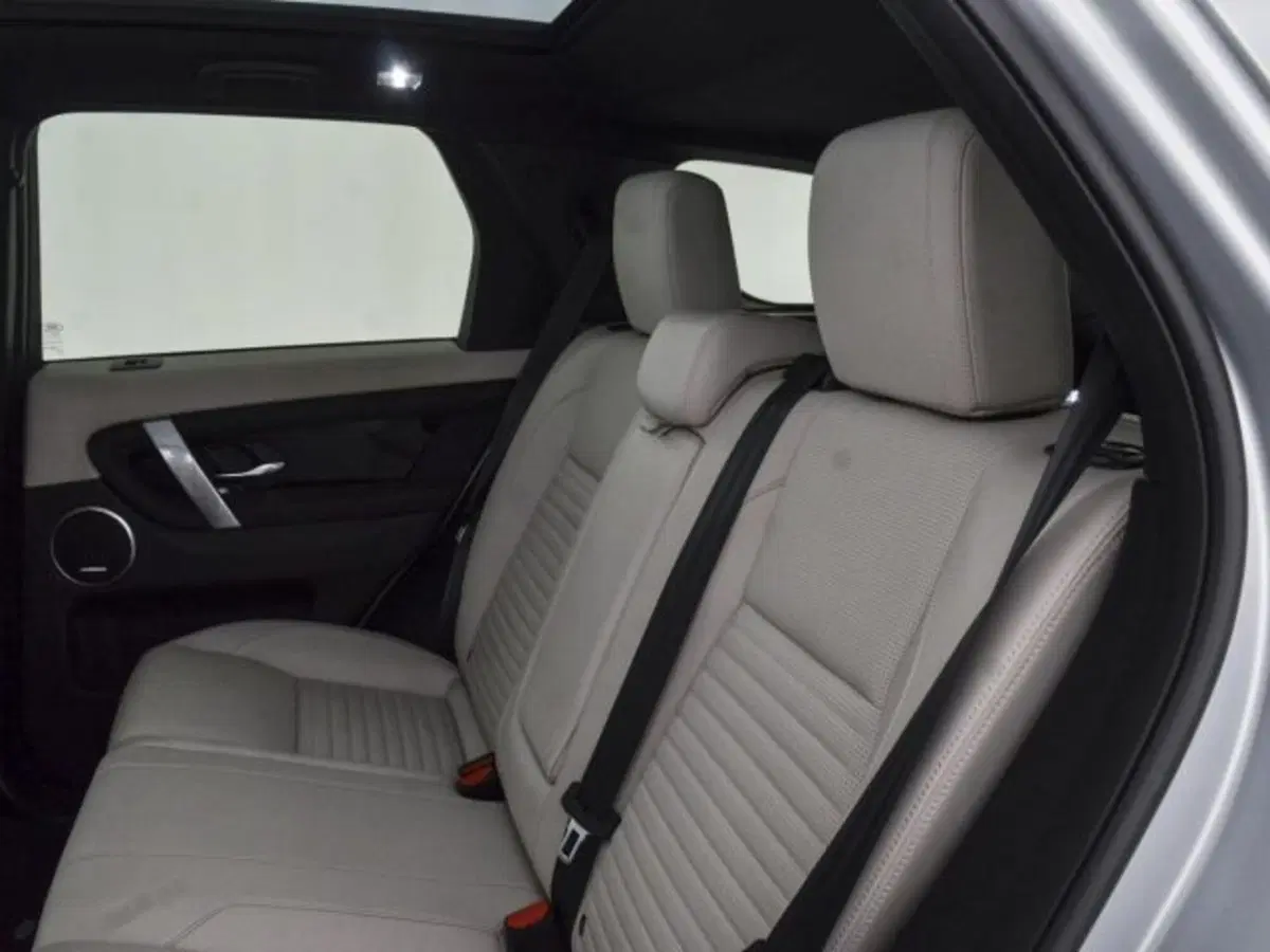 Land Rover Discovery Sport usata a Perugia (15)