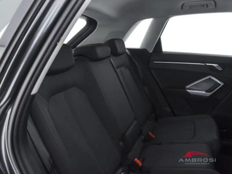 Audi Q3 Sportback usata a Perugia (11)