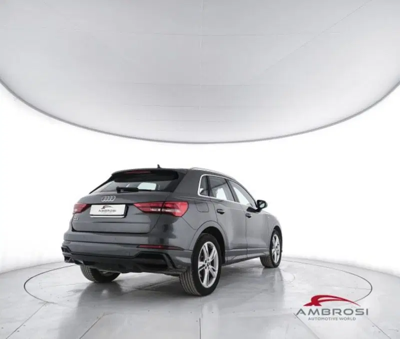 Audi Q3 Sportback usata a Perugia (3)