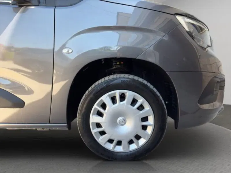 Opel Combo Life usata a Perugia (19)