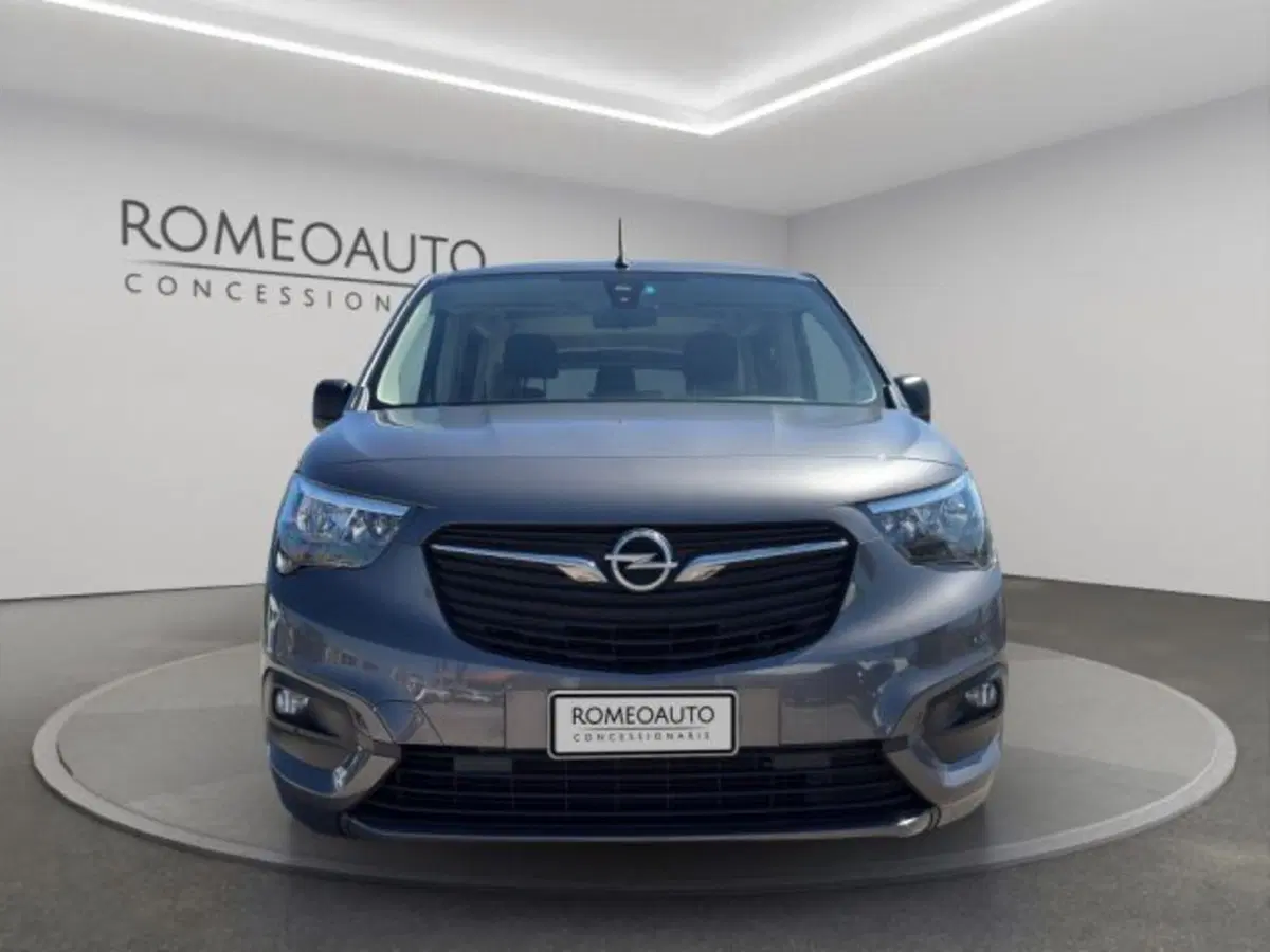 Opel Combo Life usata a Perugia (8)
