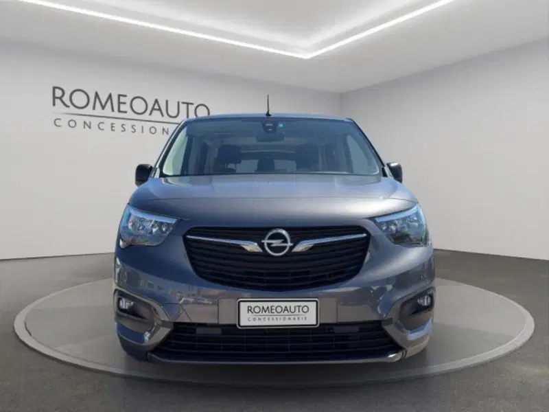 Opel Combo Life usata a Perugia (9)