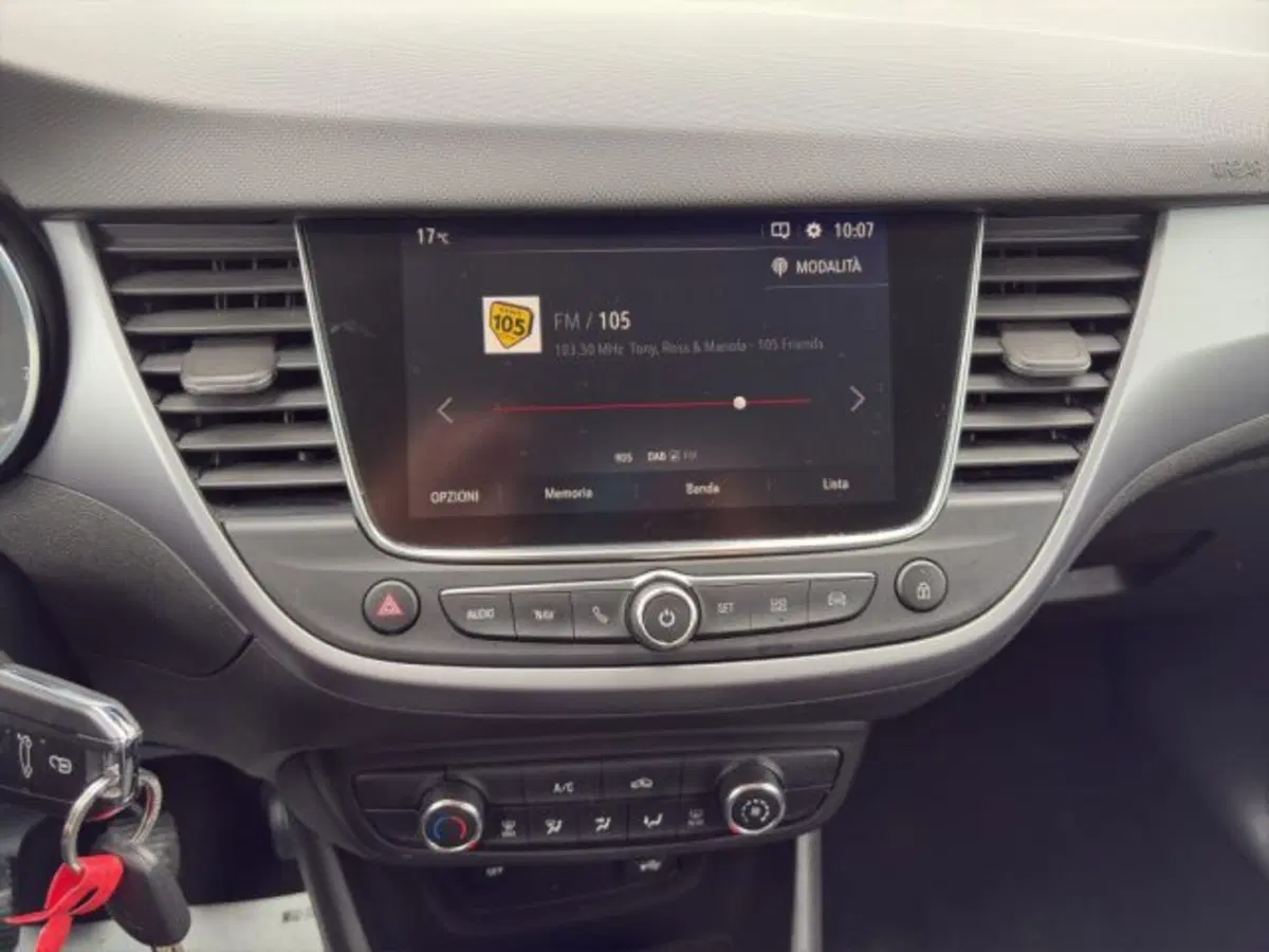 Opel Crossland usata a Perugia (13)