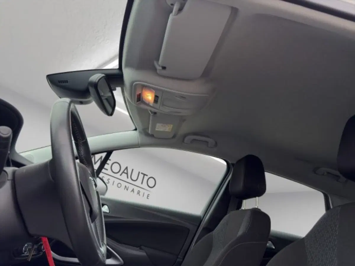 Opel Crossland usata a Perugia (17)