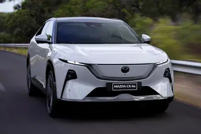 Mazda CX-6e 78 kWh Standard Range Takumi Plus nuova a Castenaso