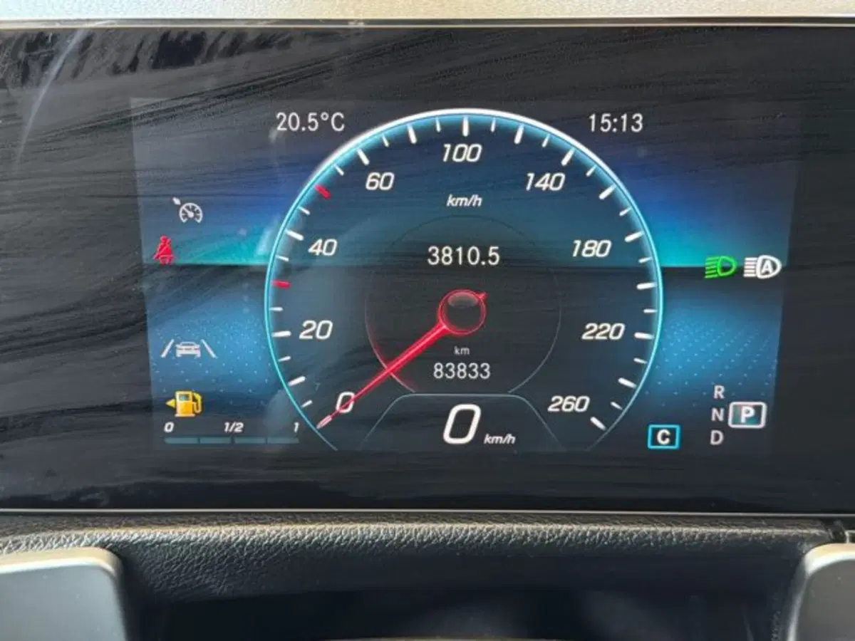 Mercedes-Benz GLB usata a Bologna (11)